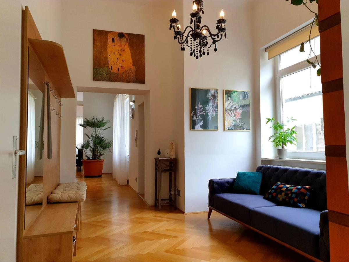 Sunny And Spacious Apartment Near City Centre Viyana Dış mekan fotoğraf